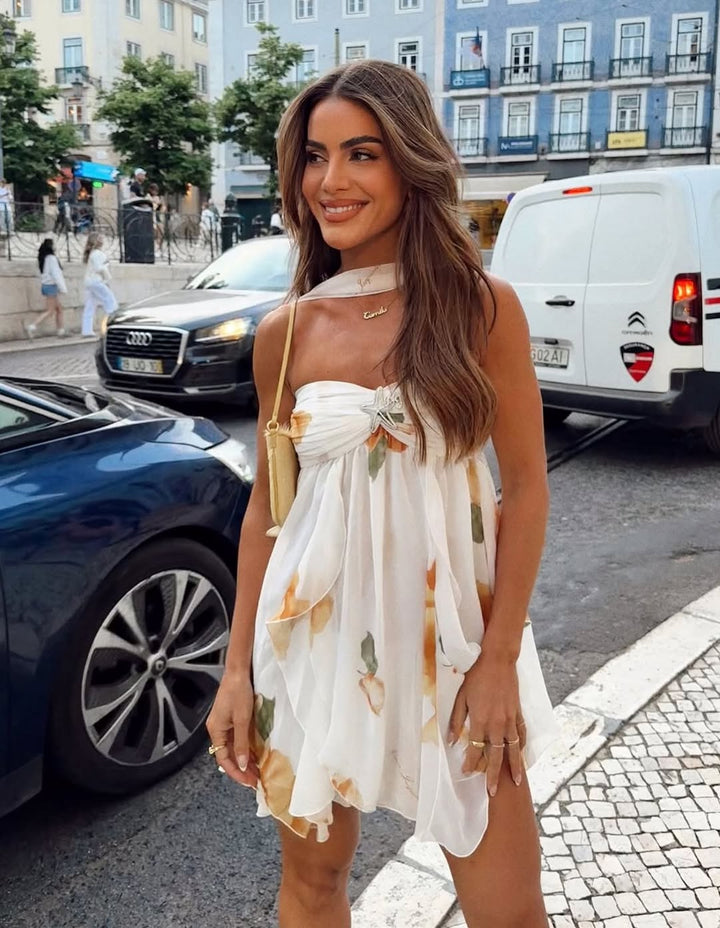 Isabel- Vestido Mini Estampado con Volantes y Cuello Halter